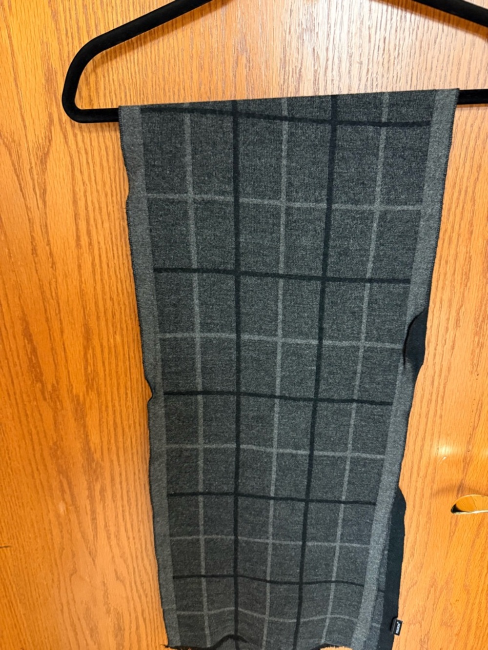 Fullron Black Knit Scarf